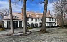 Lake-Forest-Lakefront-exterior-8